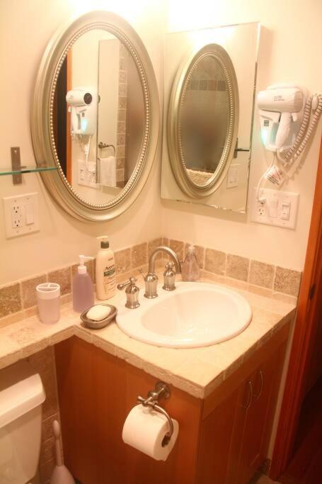 Luxury 1 Bedroom Unit-Walk To Beach -Baby Friendly ロサンゼルス エクステリア 写真