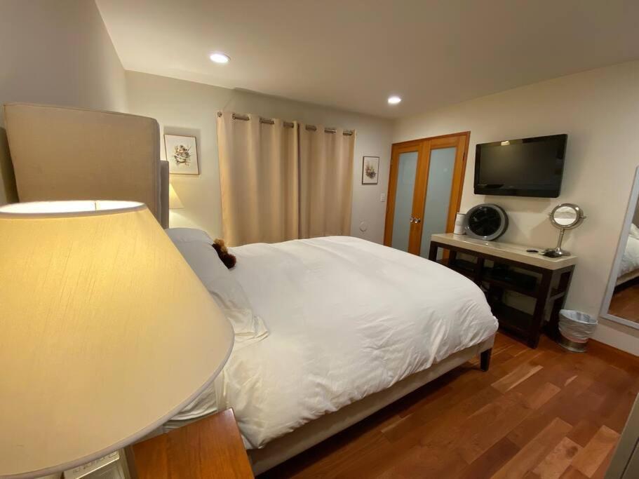 Luxury 1 Bedroom Unit-Walk To Beach -Baby Friendly ロサンゼルス エクステリア 写真